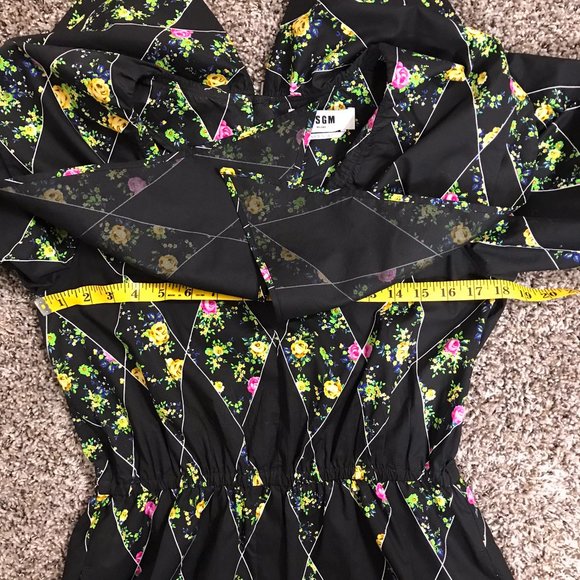 MSGM Black Diamond Floral Print Large Collared Neckline Puff Sleeve Romper - Picture 10 of 13